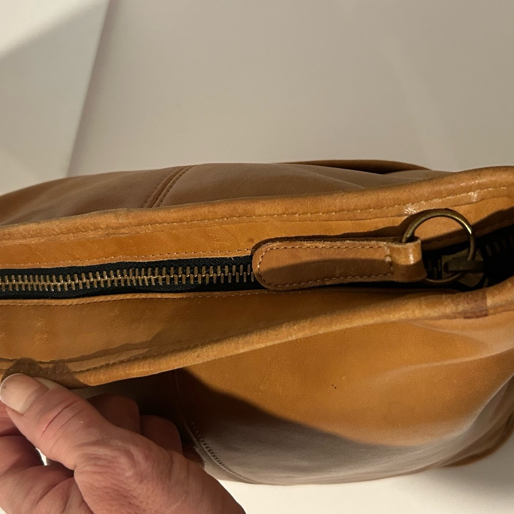 Vintage Coach Brown Leather Bucket Bag Crossbody Legacy Made USA - Picture 14 of 16